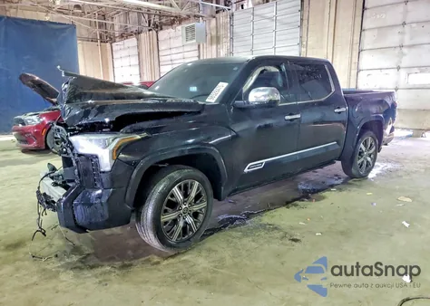 2023 Toyota Tundra Crewmax Capstone z USA, uszkodzony, nr VIN 5TFVC5DB7PX031222